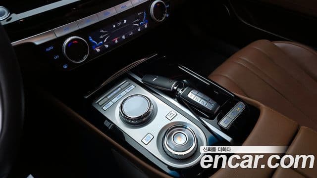 Genesis G80 (RG3) бензин 2.5 турбо AWD, 2023 9