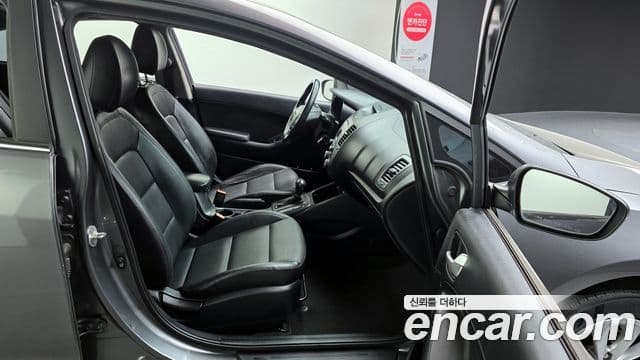 Kia K3 Luxury, 2015 20