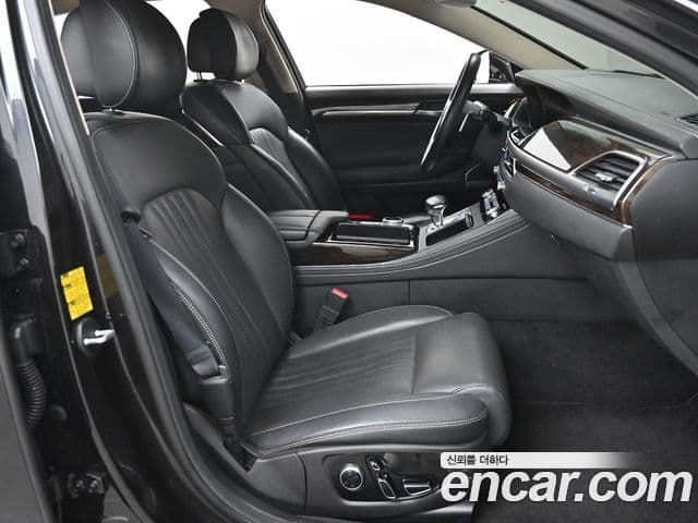 Genesis G90 Premium Luxury, 2019 10