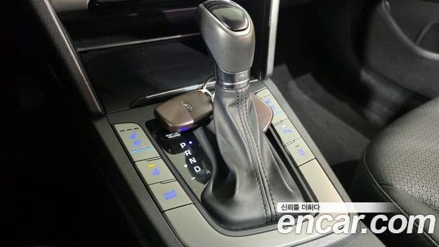 Hyundai Avante AD Premium, 2016 9