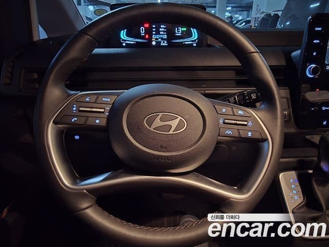 Hyundai Staria Modern, 2025 8