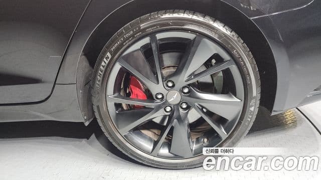 Genesis The / новый New G70, 2023 все фото