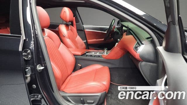 Genesis The / новый New G70, 2023 11