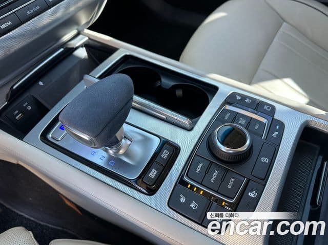 Genesis G80 Finest, 2017 10