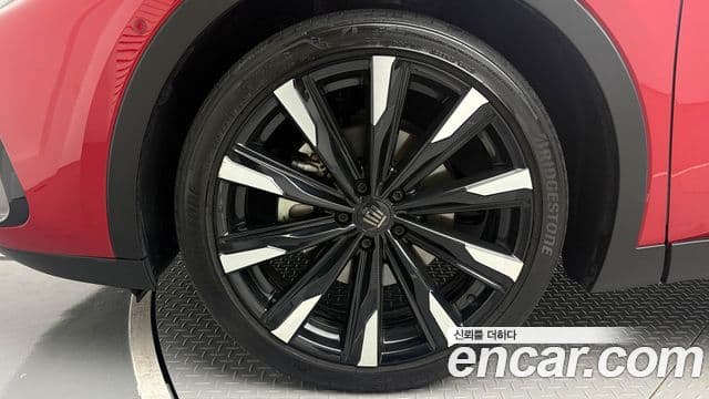 Toyota 크라운 кроссовер 2.4 4WD Dual Boost гибрид, 2023 все фото