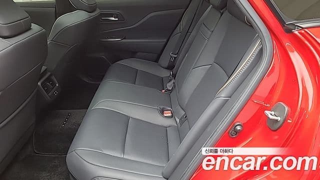 Toyota 크라운 кроссовер 2.4 4WD Dual Boost гибрид, 2023 10