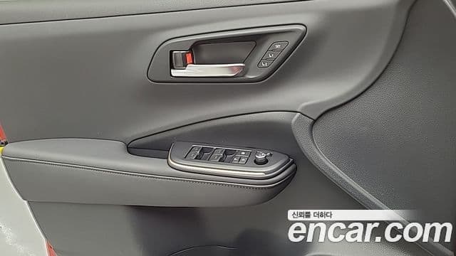 Toyota 크라운 кроссовер 2.4 4WD Dual Boost гибрид, 2023 13