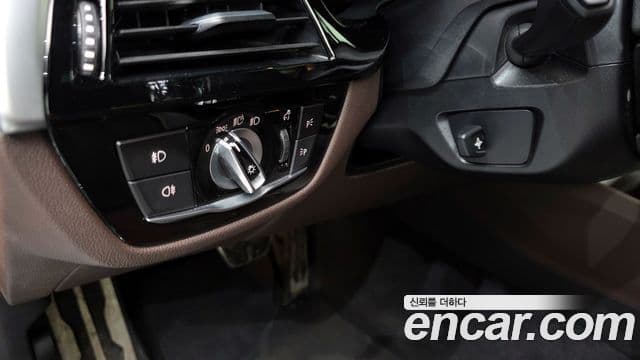 BMW 5시리즈 (G30) 520d xDrive M Sport Plus, 2020 11