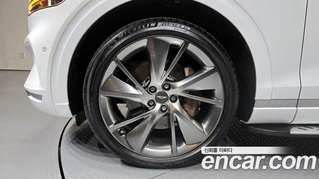 Genesis GV70, 2023 все фото