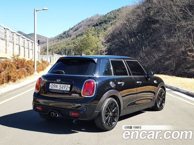 Mini Cooper S 3세대, 2019 3