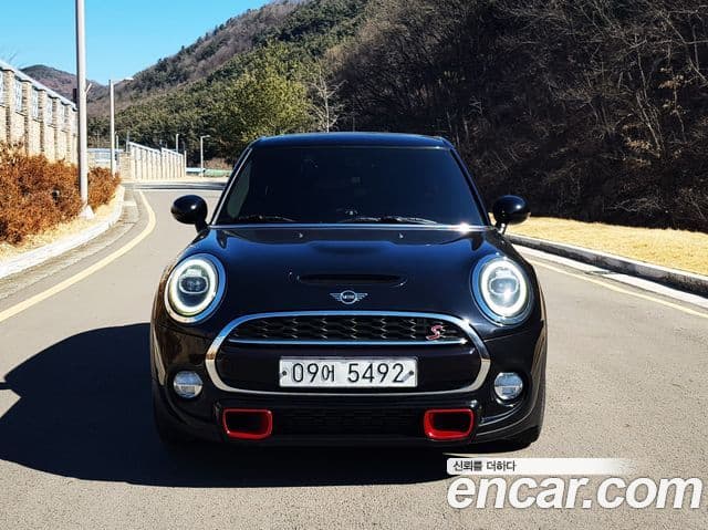 Mini Cooper S 3세대, 2019 4