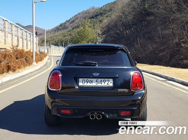 Mini Cooper S 3세대, 2019 все фото