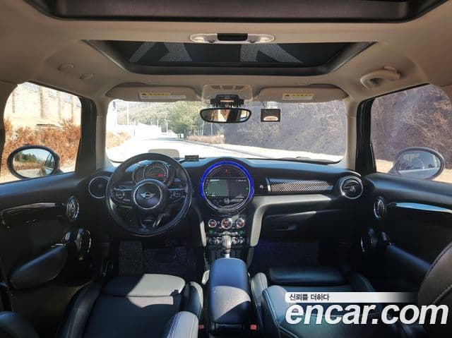 Mini Cooper S 3세대, 2019 8