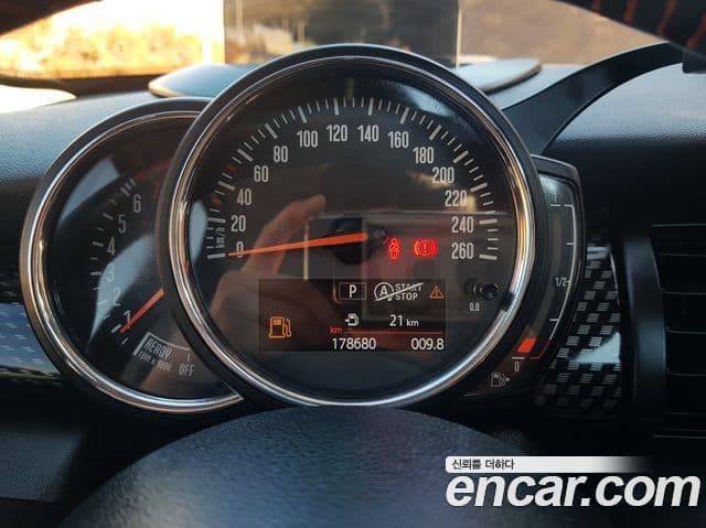 Mini Cooper S 3세대, 2019 10