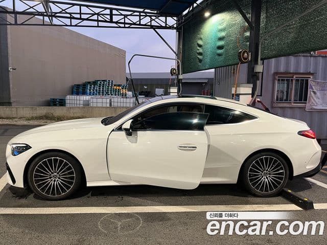 Mercedes-Benz CLE-класс C236 CLE200 купе, 2024 3