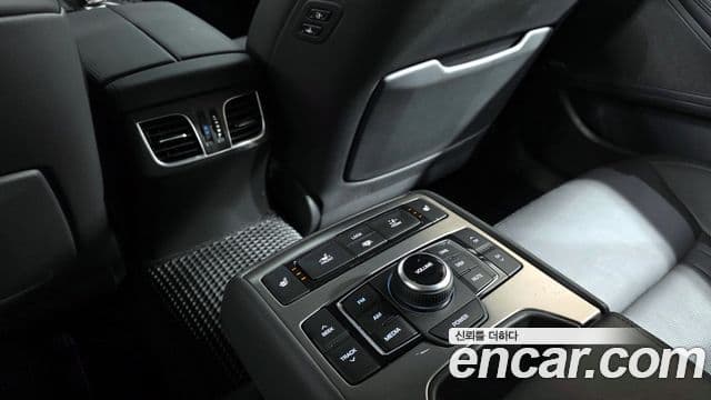 Hyundai Genesis DH Premium, 2016 18