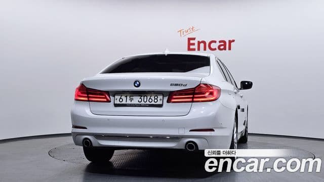BMW 5시리즈 (G30) 520d Luxury Special Edition, 2018 4