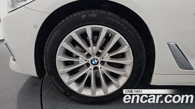 BMW 5시리즈 (G30) 520d Luxury Special Edition, 2018 все фото