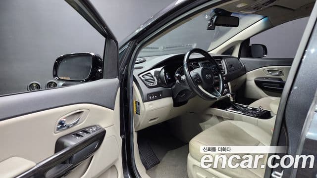 Kia The / новый New Carnival Prestige, 2019 10