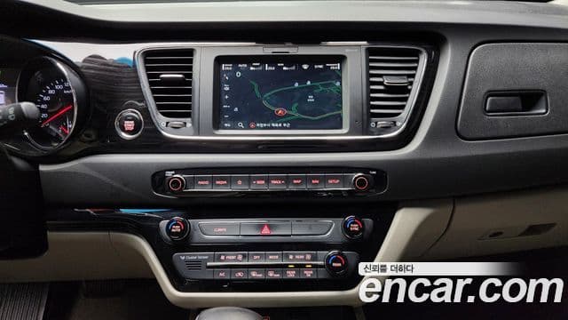 Kia The / новый New Carnival Prestige, 2019 14