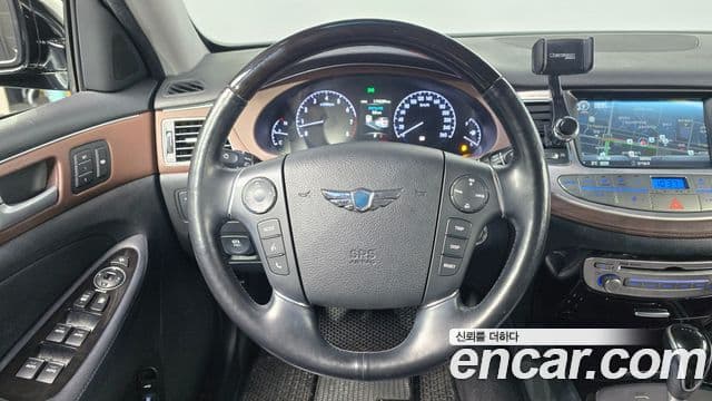 Hyundai Genesis Special, 2013 11