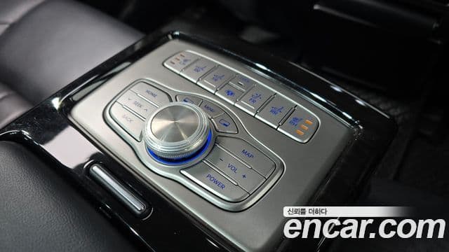 Hyundai Genesis Special, 2013 18