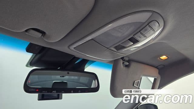 Hyundai Genesis Special, 2013 19