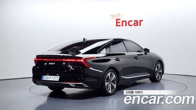 Kia K8 Signature, 2022 2