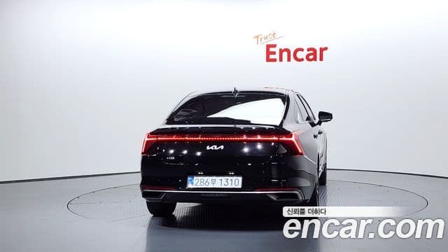 Kia K8 Signature, 2022 4