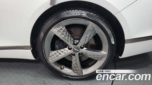 Genesis G80 (RG3) бензин 2.5 турбо AWD, 2023 все фото