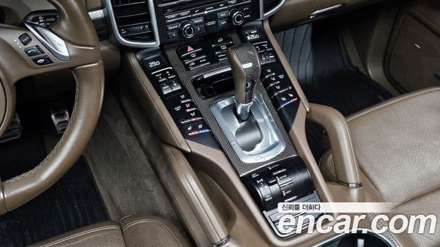 Porsche New Cayenne 958, 2014 9