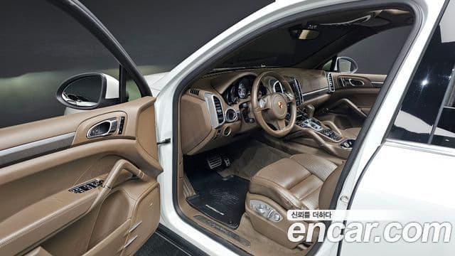 Porsche New Cayenne 958, 2014 11