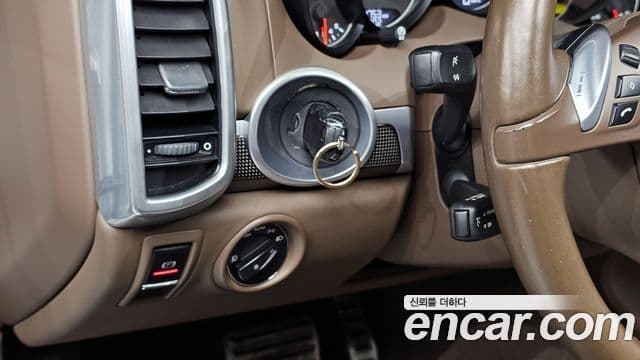 Porsche New Cayenne 958, 2014 16