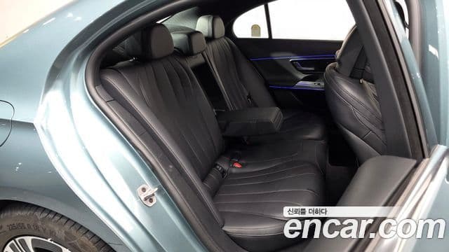 Mercedes-Benz E-класс W214 Avantgarde, 2025 11