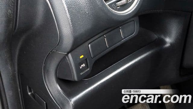 Kia 뉴카렌스 люксовая версия, 2009 14