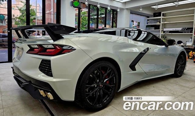 Chevrolet 콜벳 кабриолет, 2023 4