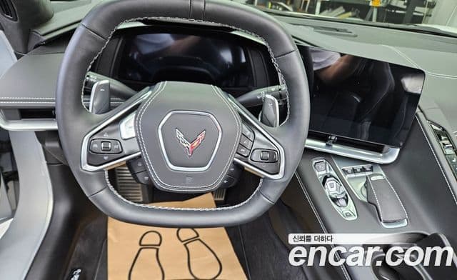 Chevrolet 콜벳 кабриолет, 2023 9