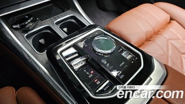 BMW i7 (G70) eDrive 50 M Sport, 2024 9