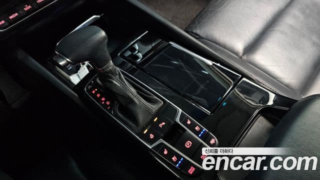 Kia All New K7 3.0 LPI Prestige (арендный автомобиль), 2016 9