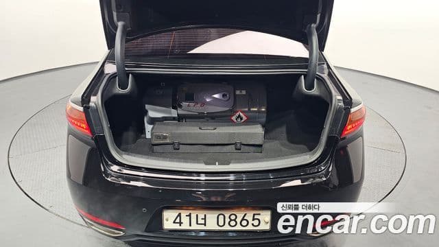 Kia All New K7 3.0 LPI Prestige (арендный автомобиль), 2016 20