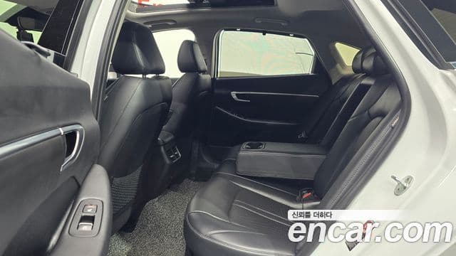 Hyundai Sonata гибрид (DN8) Family, 2021 12