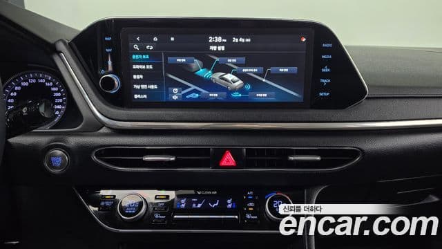 Hyundai Sonata гибрид (DN8) Family, 2021 15