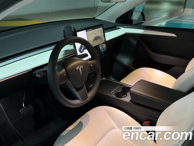 Tesla модель Y, 2025 7