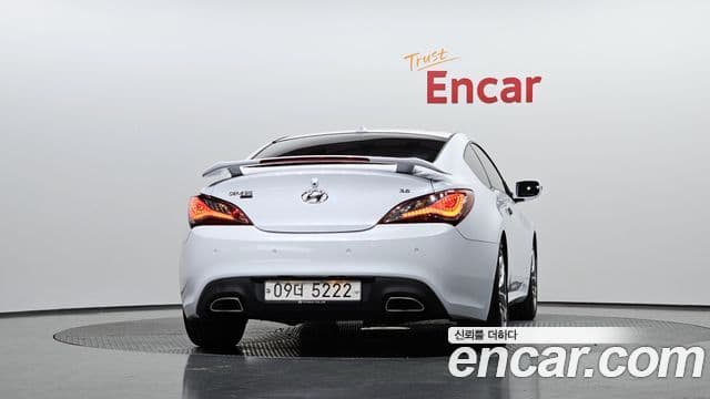 Hyundai The / новый New Genesis купе 3.8 экспортная версия, 2015 4