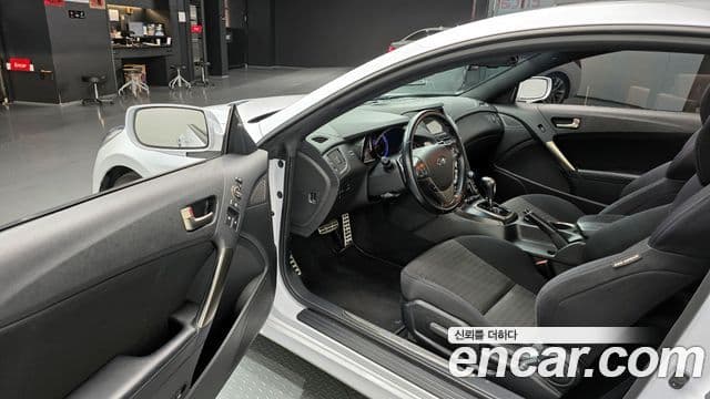 Hyundai The / новый New Genesis купе 3.8 экспортная версия, 2015 11