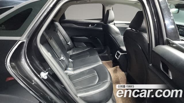 Kia K5 3세대 Standard, 2021 12