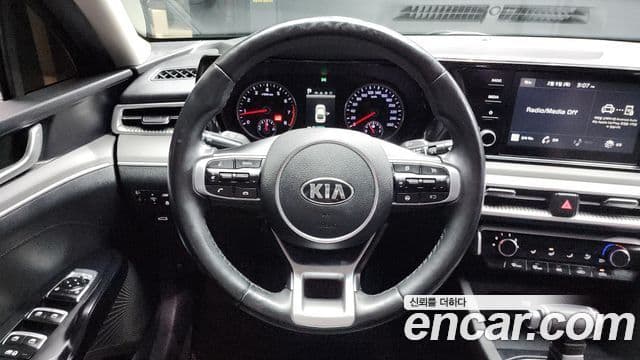 Kia K5 3세대 Standard, 2021 13