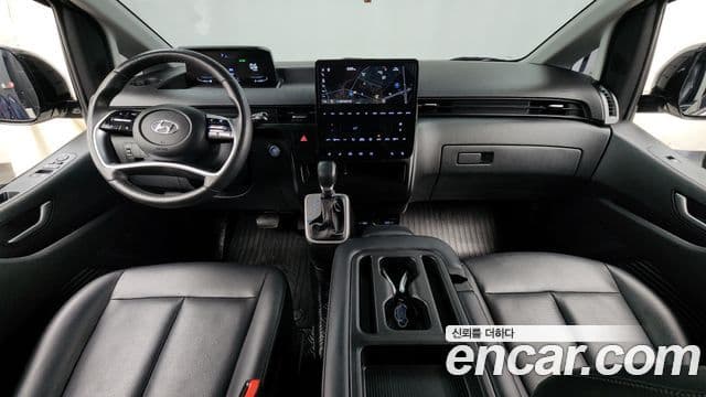 Hyundai Staria Modern, 2023 7