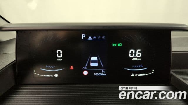 Hyundai Staria Modern, 2023 8