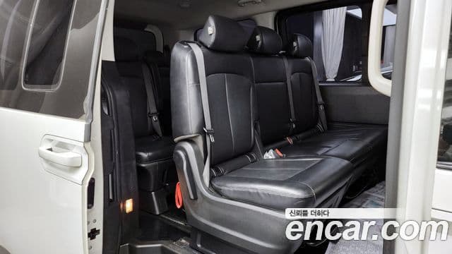 Hyundai Staria Modern, 2023 12